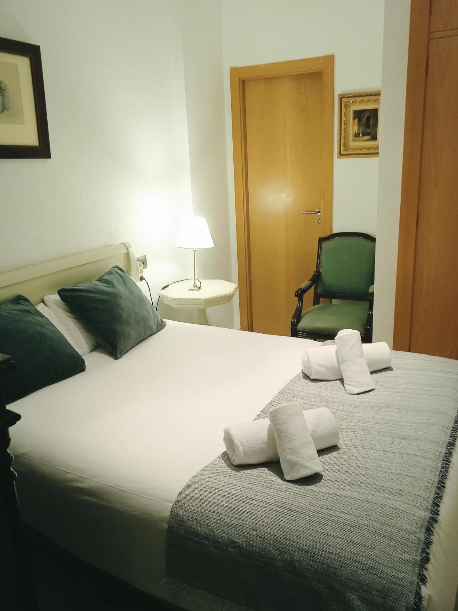Apartamento Con Encanto Muy Centrico En Pilatos Sevilla Ideal Para Pareja Rum bild